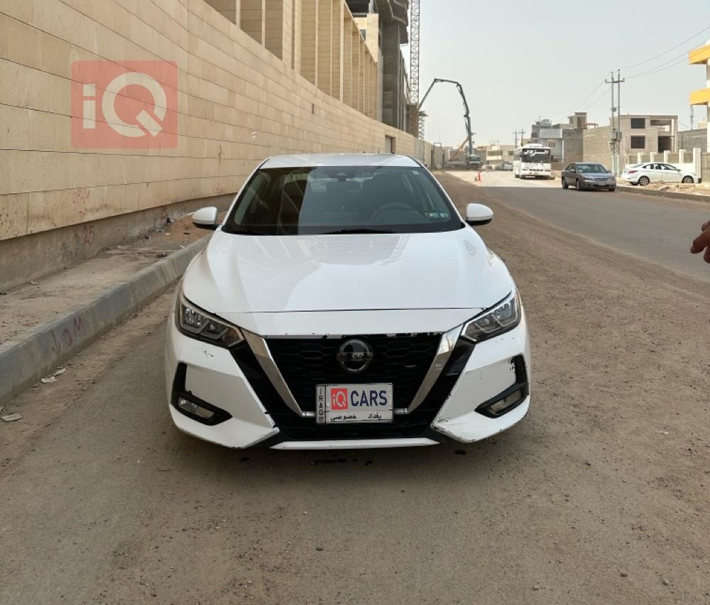 نيسان سنترا